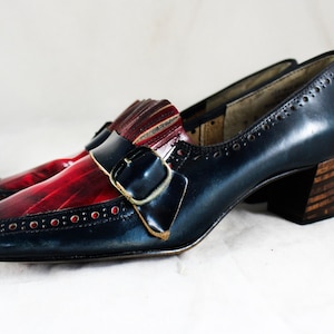 Size 7.5 Mod Loafer Shoes - Unworn 1960s Navy Blue & Scarlet Red Hipster Pumps - 7 1/2 Narrow - Wood Heel - Two Tone 60s 70s NIB Deadstock