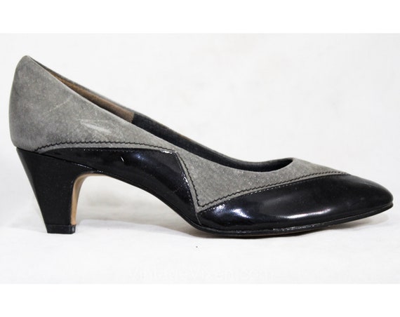 30s Style Shoes - Size 6 1/2 M - Gray Suede & Blac