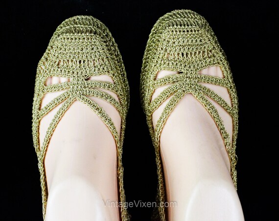 1950s Gold Shoes - Hollywood Style 40s 50s Metall… - image 2