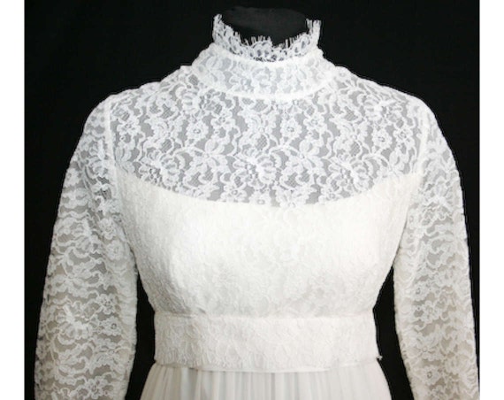 Size 10 Wedding Dress - Elegant White Chiffon & L… - image 3