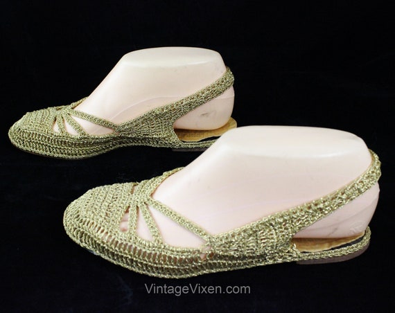 1950s Gold Shoes - Hollywood Style 40s 50s Metall… - image 7