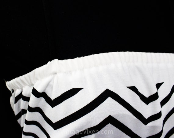 1980s Sun Dress - Black & White Zig Zag with Fusc… - image 5