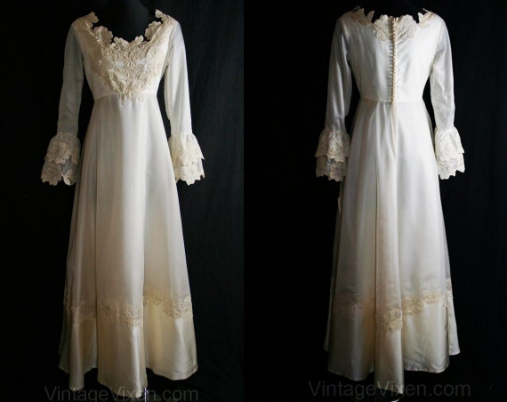 Size 8 Wedding Dress - Haute Hippie 1960s Empire … - image 1