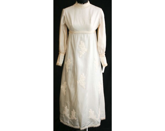 Size 6 Wedding Dress - 1960s Empire Satin Bridal G