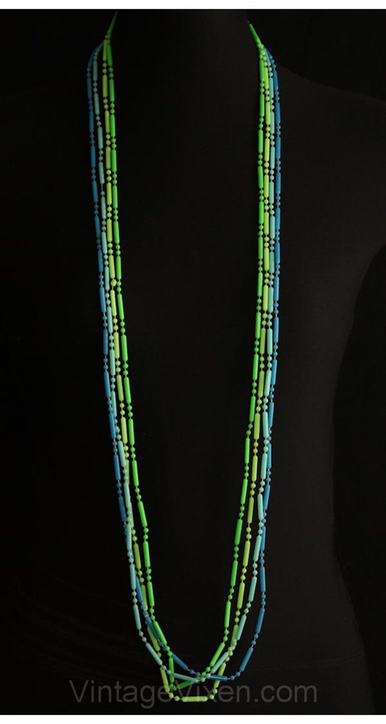 Mint Condition Spring Green Pastel Blue Plastic Pop Style 1960s Lime /& Sky Blue Necklaces 60s Layered Trendy Cute Necklace 34883-1