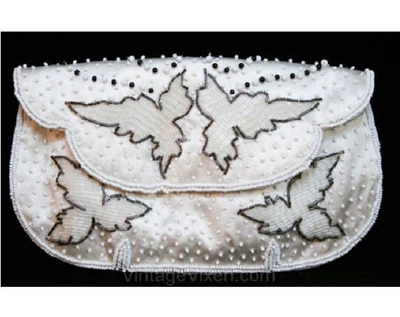 Pretty 1950s Evening Handbag - White & Black Beade