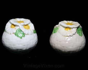 Metlox Daisy Flowers Salt & Pepper Set - Poppytrail - Cute Cottage Style 42035B