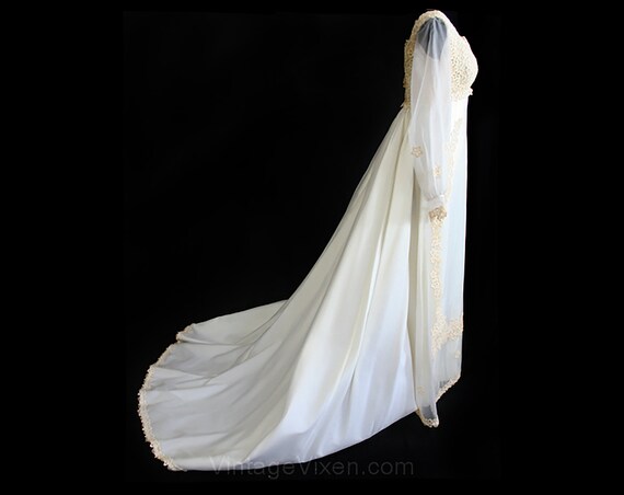Size 10 Wedding Dress - Elegant 1970s Star Flower… - image 8