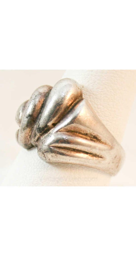 Sterling Silverplate Flourish Ring - Size 9 - Flui