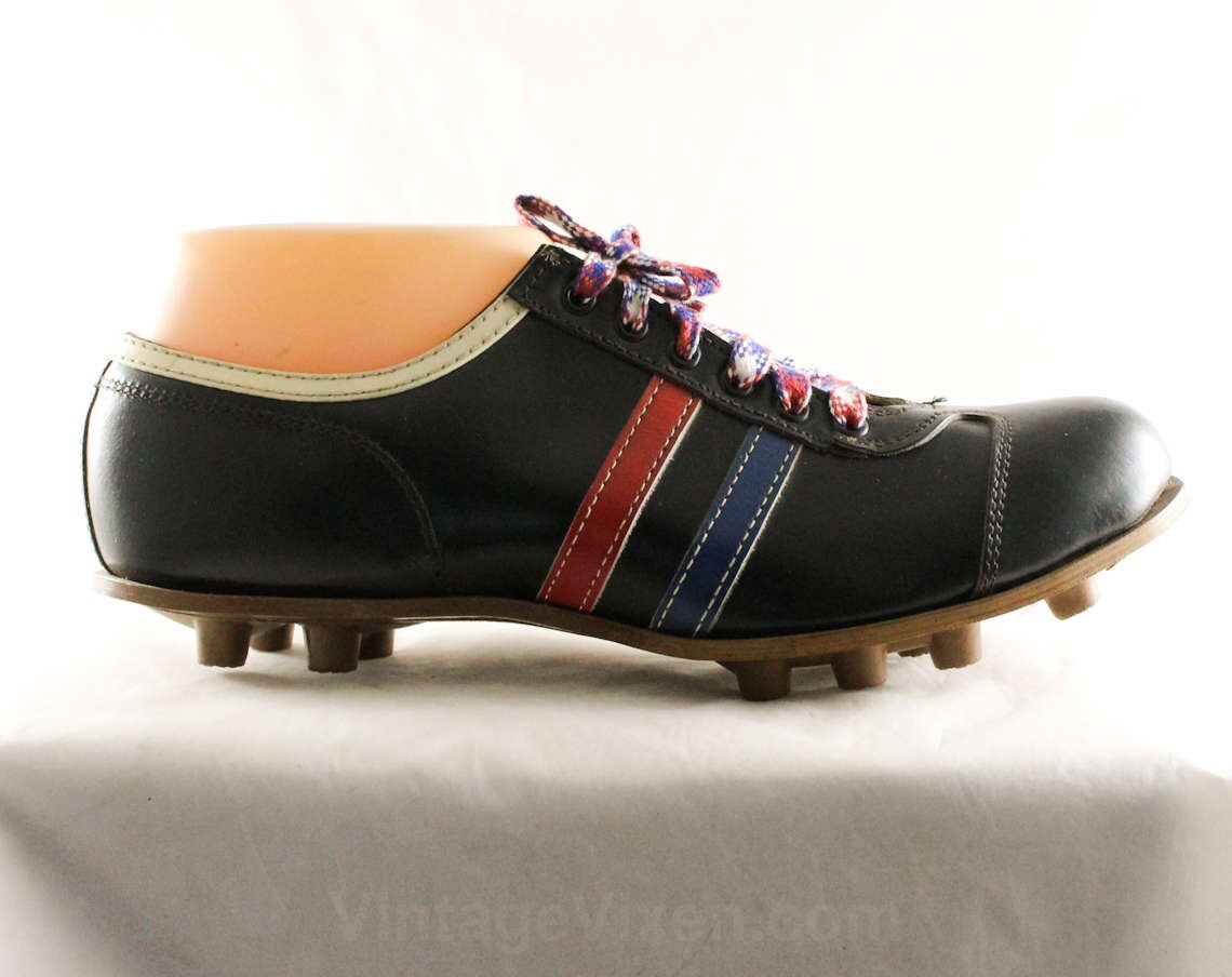 size 7 in men's shoes