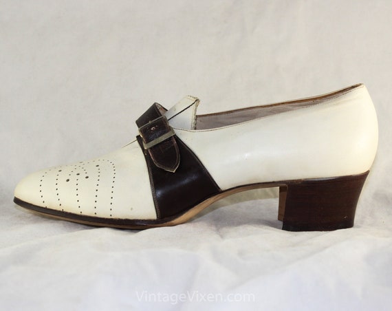 Zapatos talla 8 de la década de 1930 Auténticos zapatos de tacón de cuero  con hebillas