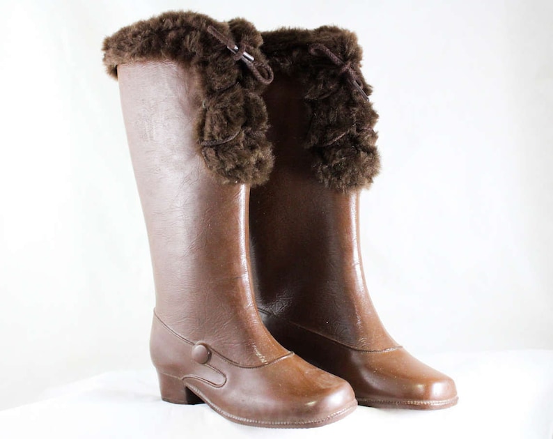 Girls Victorian Style Boots Child Size 11 1950s 60s with Antique Look Brown Faux Fur Lace Up Waterproof Rain Shoe NOS Deadstock image 2