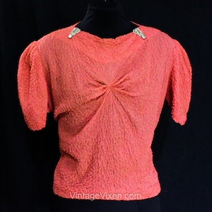 1930s Pink Rayon Blouse - Medium Size 10 Salmon Crepe Top with Curlique Stitching & Rhinestone Dress Clips - 30s 40s Short Sleeve Shirt
