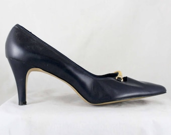 Size 8 Navy Shoes - 1950s 1960s Dark Blue Heels by Cotillion - 60s Unworn Deadstock - Leather & Brass Metal Buckle Bit Trim - 8B / AA Width