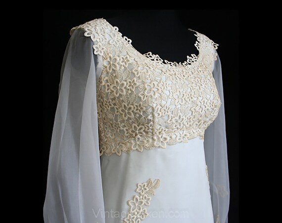 Size 10 Wedding Dress - Elegant 1970s Star Flower… - image 2