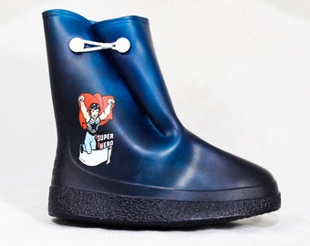 Galoches super héros taille enfant 11 - authentiques bottes de pluie pour enfant des années 60 avec astronaute en dessin animé - couvre-chaussures en caoutchouc imperméables - cadavres d'animaux des années 60