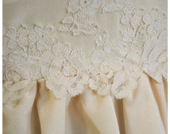 Size 8 Wedding Dress - Romantic 1960s Jane Austen… - image 6