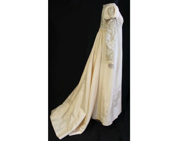 Size 8 Wedding Dress - Romantic 1960s Jane Austen… - image 8