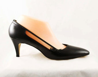 Size 5.5 Black 50s Shoes - Unworn Deadstock 1950s 60s High Heels - Leather with Cute Little Bows by Miss Wonderful - NOS NIB 5 1/2 AA Narrow
