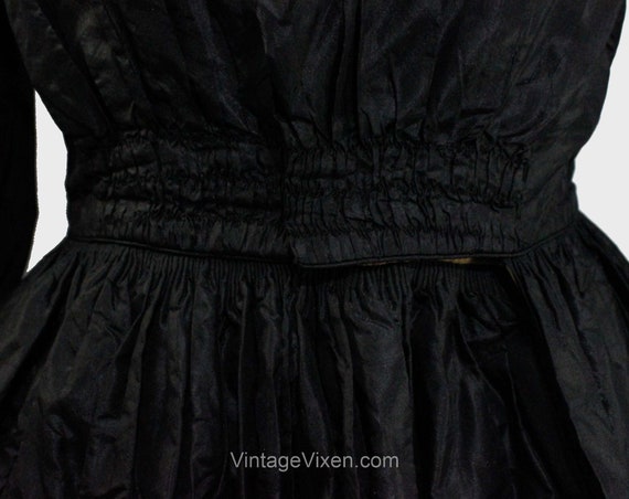 1840s Victorian Dress - Exceptional Black Silk Ru… - image 5