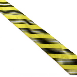 50s Yellow Striped Tie - 1950s Citrus & Black Necktie - Diagonal Stripes Collegiate Style Preppy Cravat - Mid Century 50&#39;s Office Wear