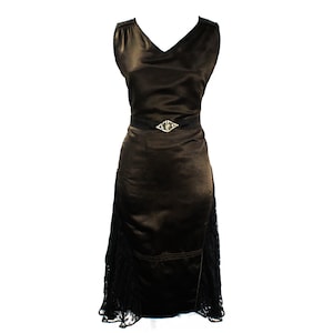 Size 8 1920s Flapper Dress - Authentic Gatsby Style Party Cocktail with Art Deco Buckle - Brown Silk Satin & Fragile Black Lace - Bust 35.5
