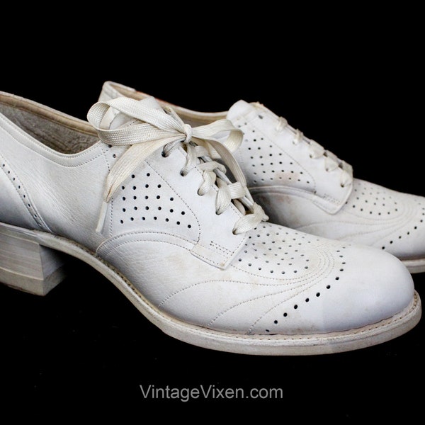 1930s White Shoes - Authentic 30s Size 5 Narrow Oxfords with Lace-Up & Piercing - As Is Deadstock Deco Leather Pumps - Wood Heels - 5AA