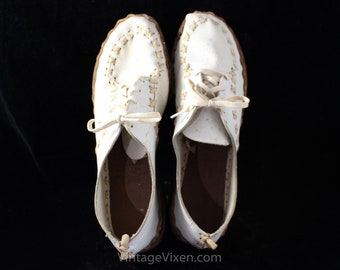 1920s 1930s White Shoes - Authentic 30s Size 5 Leather Oxfords with Lace-Up & Crafty Casual Stitching - As Is Dry Rotted - NOS Deadstock