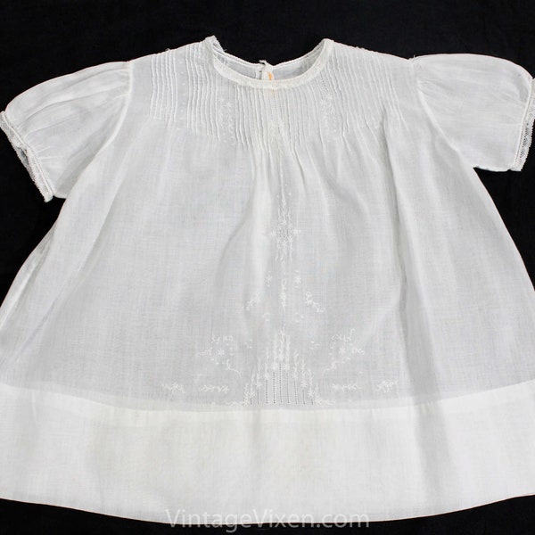 1900s 1910s Infant's Dress - Size 6 Months Baby Frock - White Organdy with Tucks & Tiny Embroidered Daisies - Antique Baby Dress - Hand Sewn