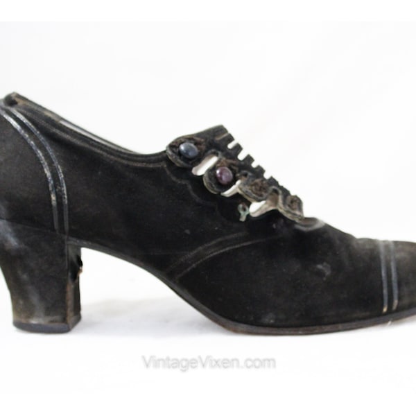 Zapatos antiguos de la era del Titanic - Zapatos de tacón de ante con botones negros para mujer de la década de 1910 - Talla 7 estrecha - Punta puntiaguda - Recortes Art Nouveau - Como está bien usado