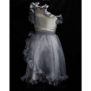 Size 8 Silver Cocktail Dress with Bare Shoulder - One Shoulder Party Dress - 1960s Glamour Look - Sterling Gray Shimmer Organza - Bust 36.5 image 4