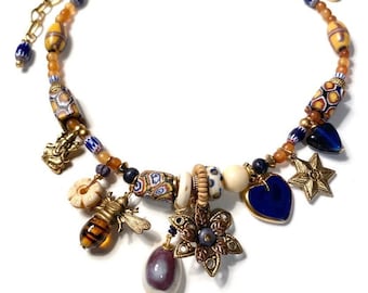 Collar con amuleto bohemio, cuentas vintage, símbolos de empoderamiento