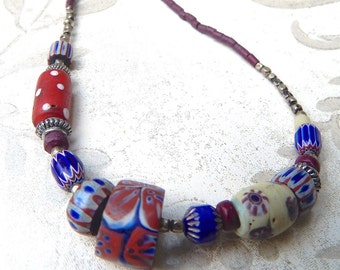 Collar vintage de cuentas africanas, joyería bohemia hippie