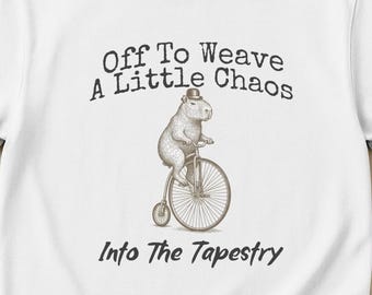 Capybara auf Hochrad-Fahrrad-T-Shirt | Auf zu Ein bisschen Chaos!