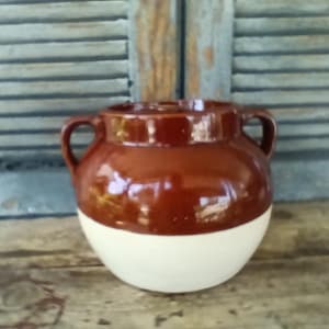 Vintage Two Tone Pottery Bean Pot Cookie Jar Primitive Country Kitchen