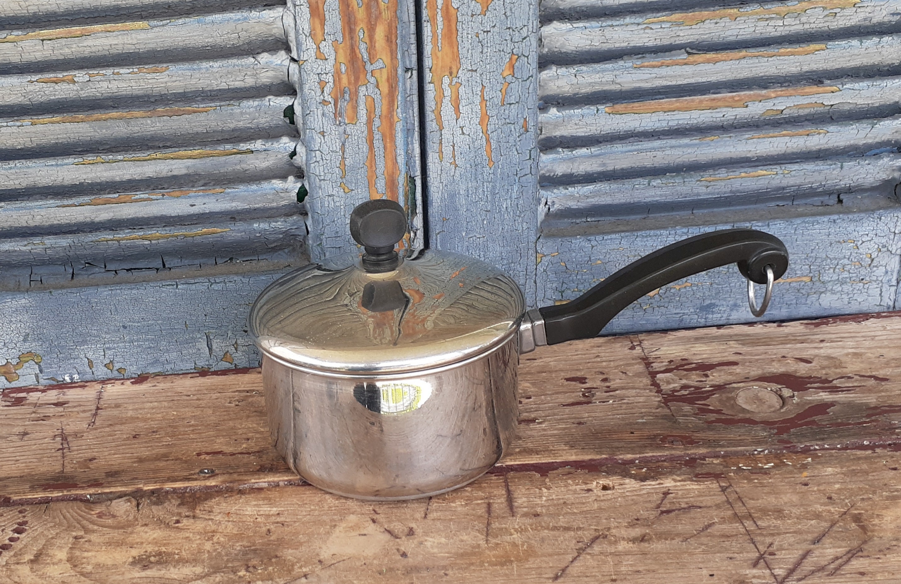 FARBERWARE 1 Quart Saucepan Pot w/ Lid Stainless Steel 18/10 Excellent  Condition