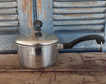 1 Quart Farberware Saucepan 