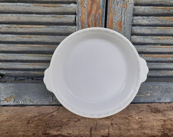 Pyrex opal glass pie dish 8 1/2 inch pie plate pyrex milkglass farmhouse country cottagecore