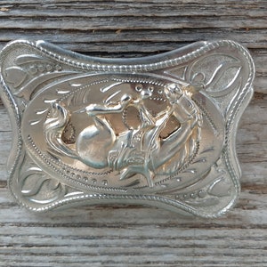 vintage cowboy belt buckle masculine gift idea