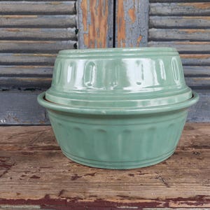 Vintage McCoy Pottery Covered Casserole Dish Rustic Country Farmhouse Decor