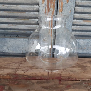 Glass hurricane shade lamp shade