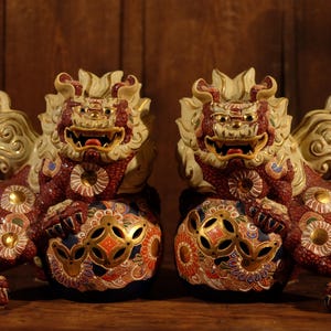Pair of Kutani Shishi Foo Dog Guardian Lions • Hand-Painted Japanese Ceramic Temple Protectors • Vintage Collectible Decor