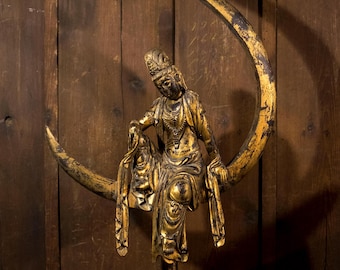 Serene Large Vintage Japanese Buddhist Suigetsu Moon Sitting Buddha Gold Patina Wooden Statue