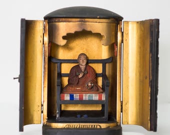 Japanese Kōbō Daishi Zushi Altar – Portable Butsudan Shrine with Hand-Carved Monk Figure – Antique Shingon Buddhist Art
