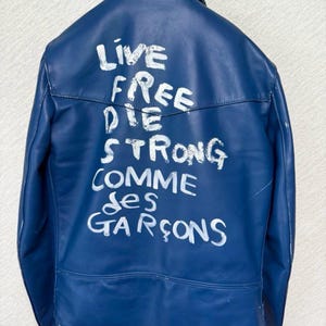 中古 ブルー ヴィンテージ ルイスレザー CDG「Live Free Die Strong」コム デ ギャルソン クラシック ダブルライダース レザーブルゾン ジャケット サイズ: 40 XL