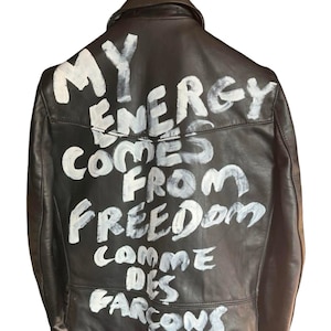 24FW 中古 ヴィンテージ ルイスレザー CDG "My Energy Comes From Freedom" コム デ ギャルソン クラシック ダブルライダース レザーブルゾンジャケット サイズM