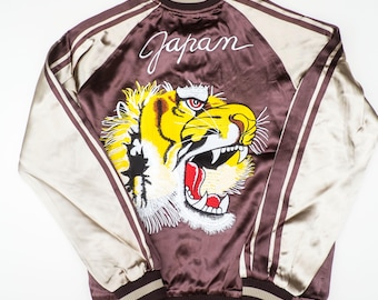 Vintage 80's Okinawa Japan Souvenir Satin Embroidered Dragon Parch