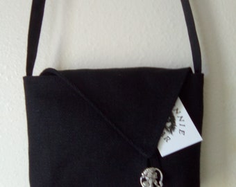 Black Hemp iphone or crossbody purse, fully lined with inside pocket and hemp organic cotton blend strap, handmade in Oregon, 6x8