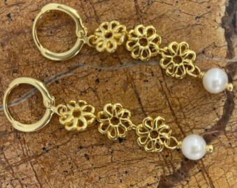 Pearl Dangle Earrings, Gold Plated Daisy Links, Push Leverback