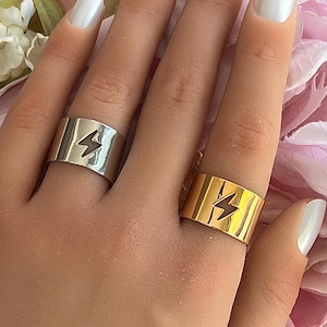 Adjustable openwork lightning bolt ring in gold or silver stainless steel of your choice